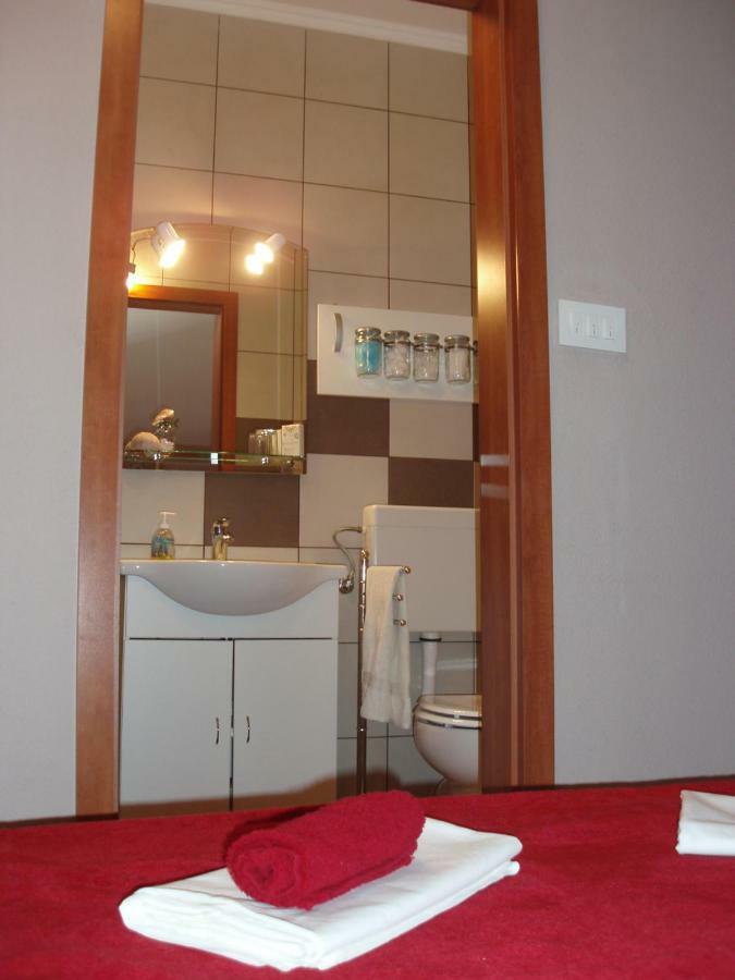 Appartement "Mea Culpa" à Karlobag Extérieur photo
