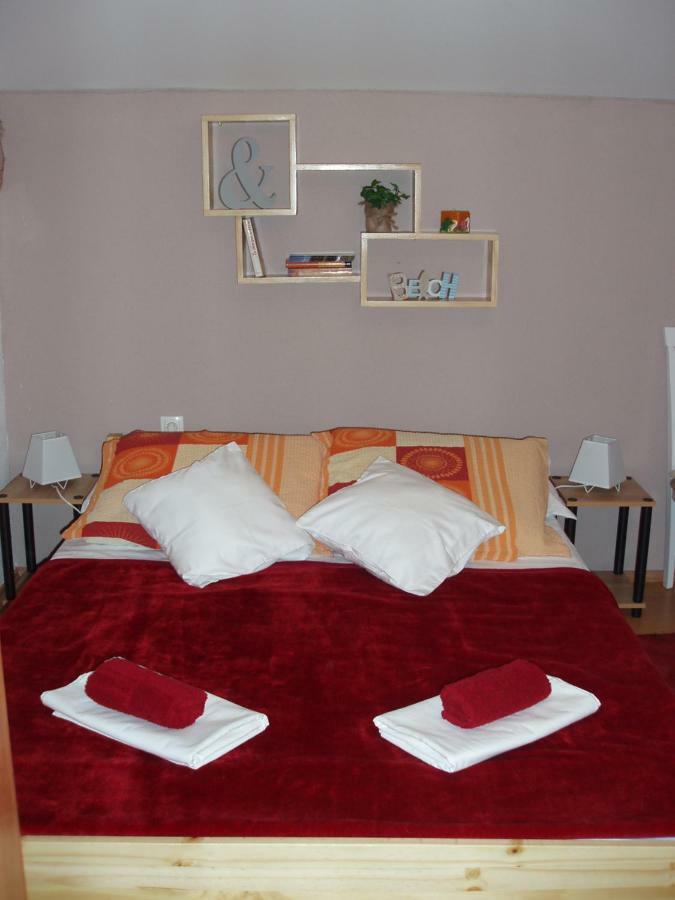 Appartement "Mea Culpa" à Karlobag Extérieur photo