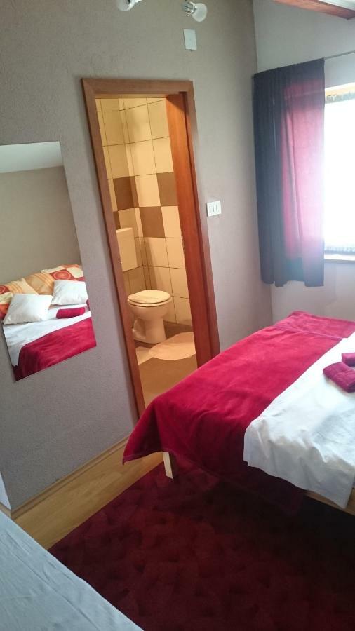 Appartement "Mea Culpa" à Karlobag Extérieur photo